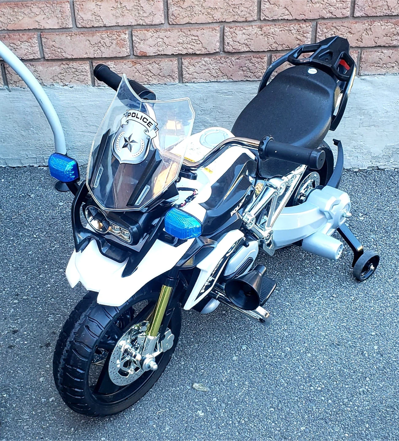 Kids Police Motorcycle Ride-On Toy- 6Volt
