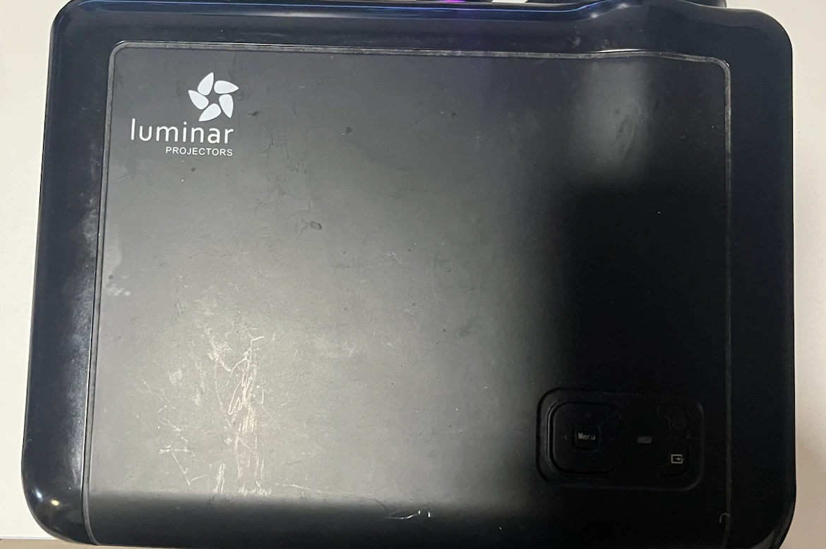 Luminar L800 LED Projector - photo 2