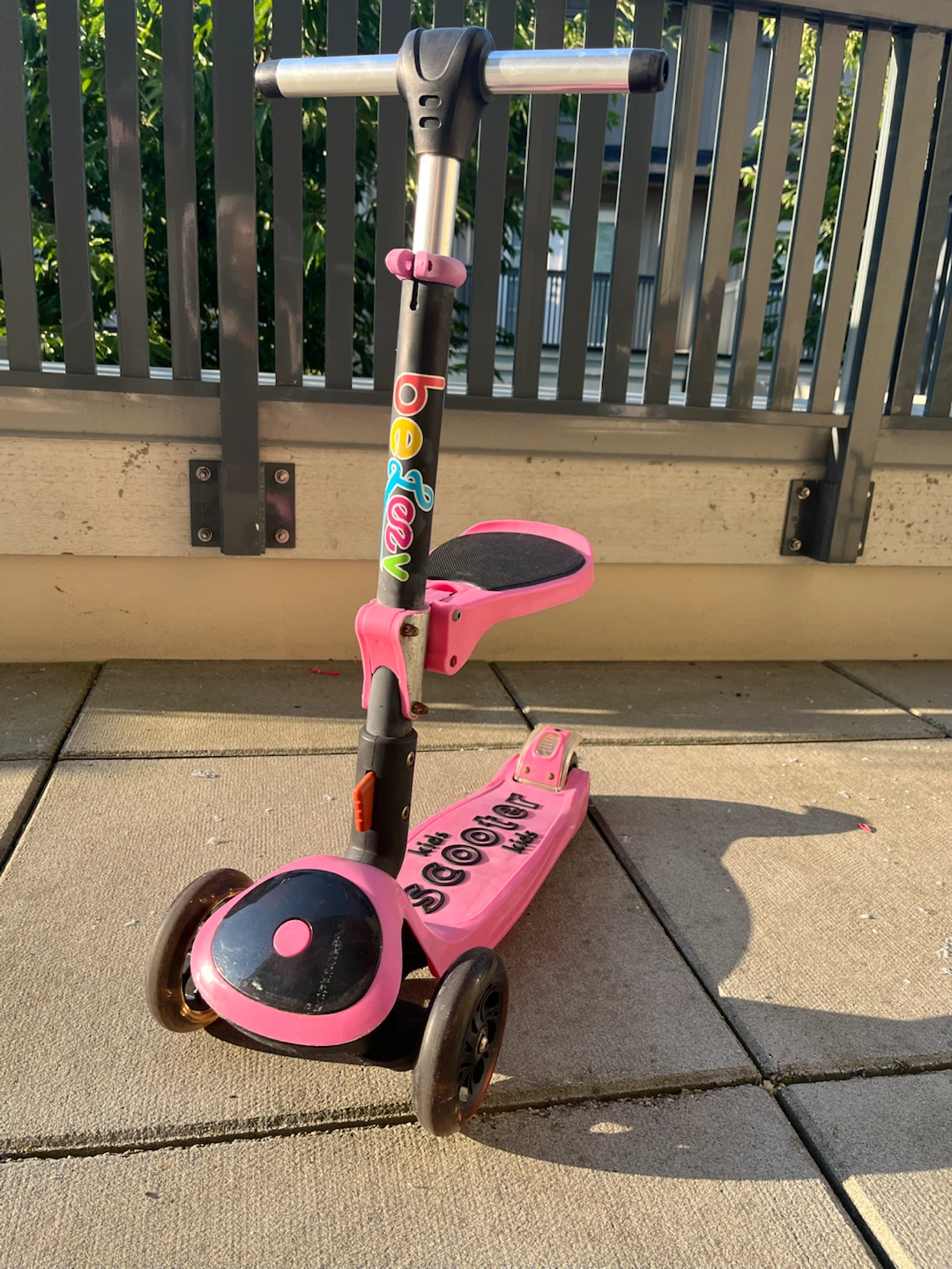 Pink Kids Scooter - photo 3