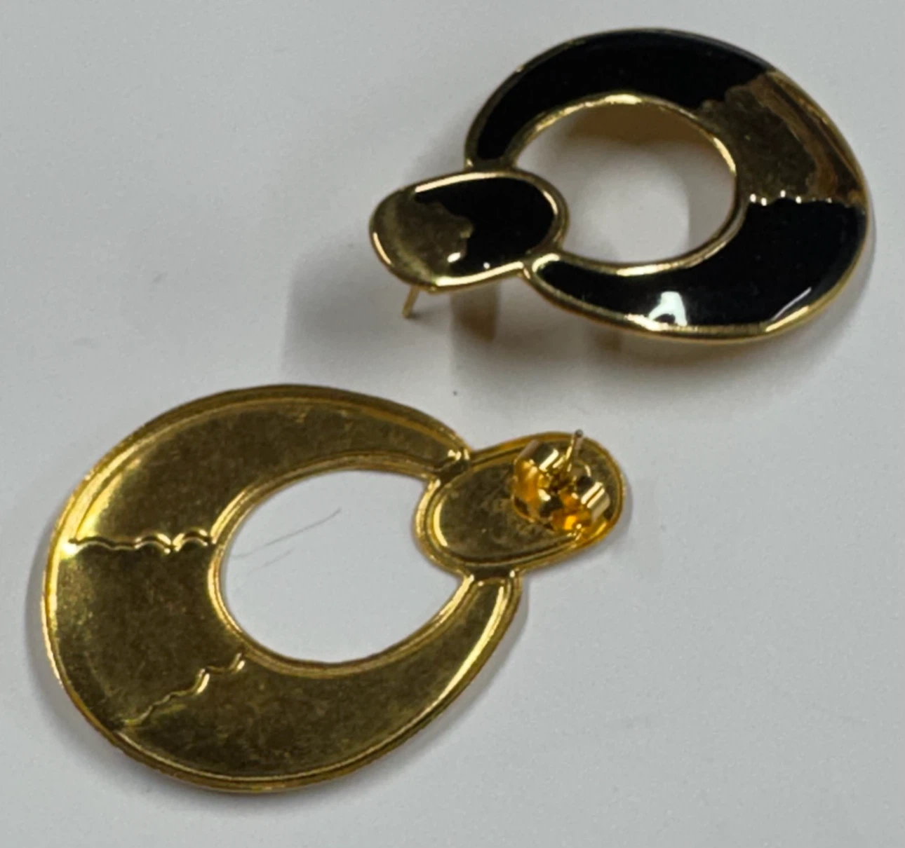 Gold Tone & Black Oval Hoop Earrings - photo 2