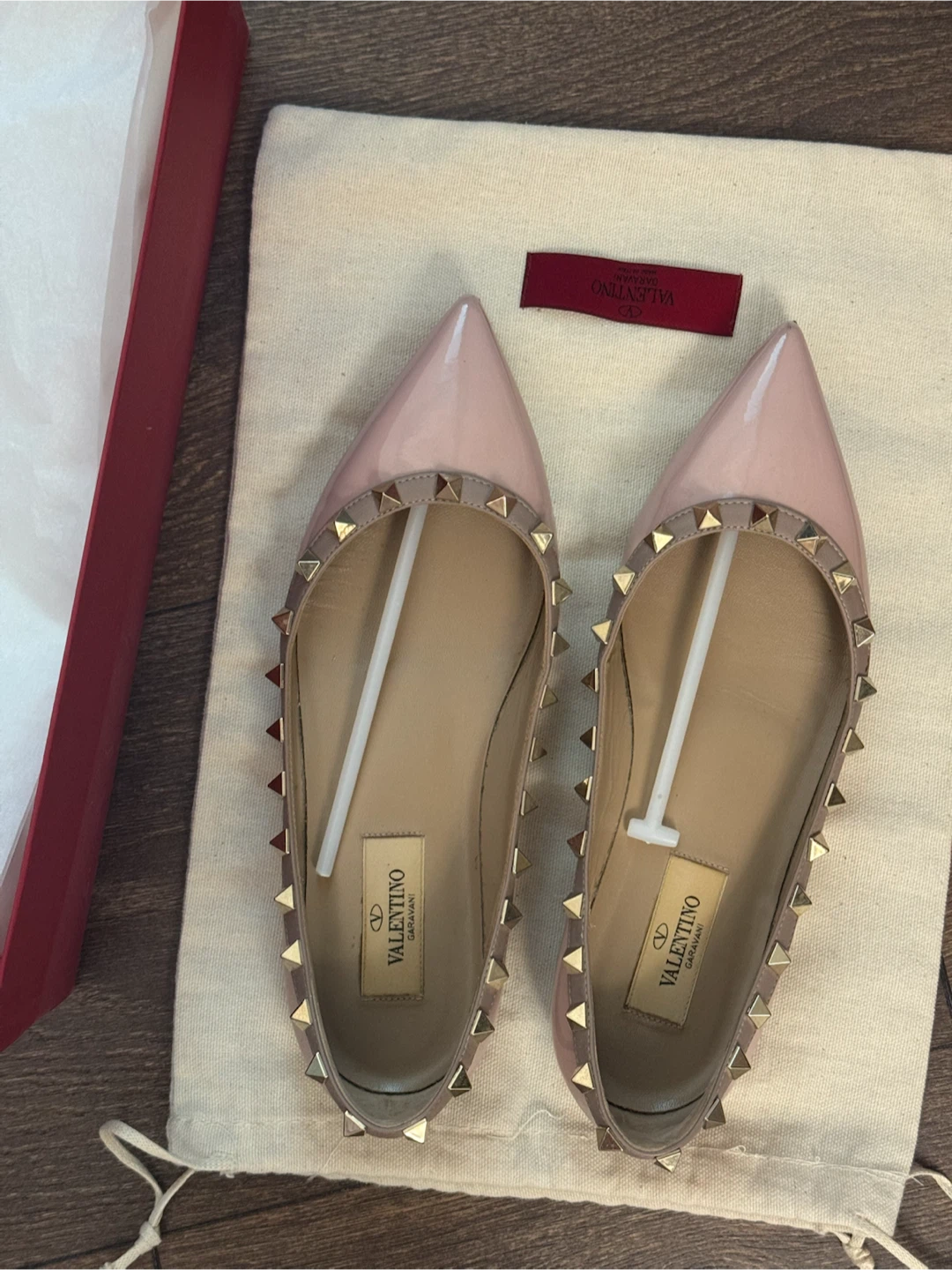 Valentino Garavani Pink Patent Rockstud Ballerina Flats Size 35