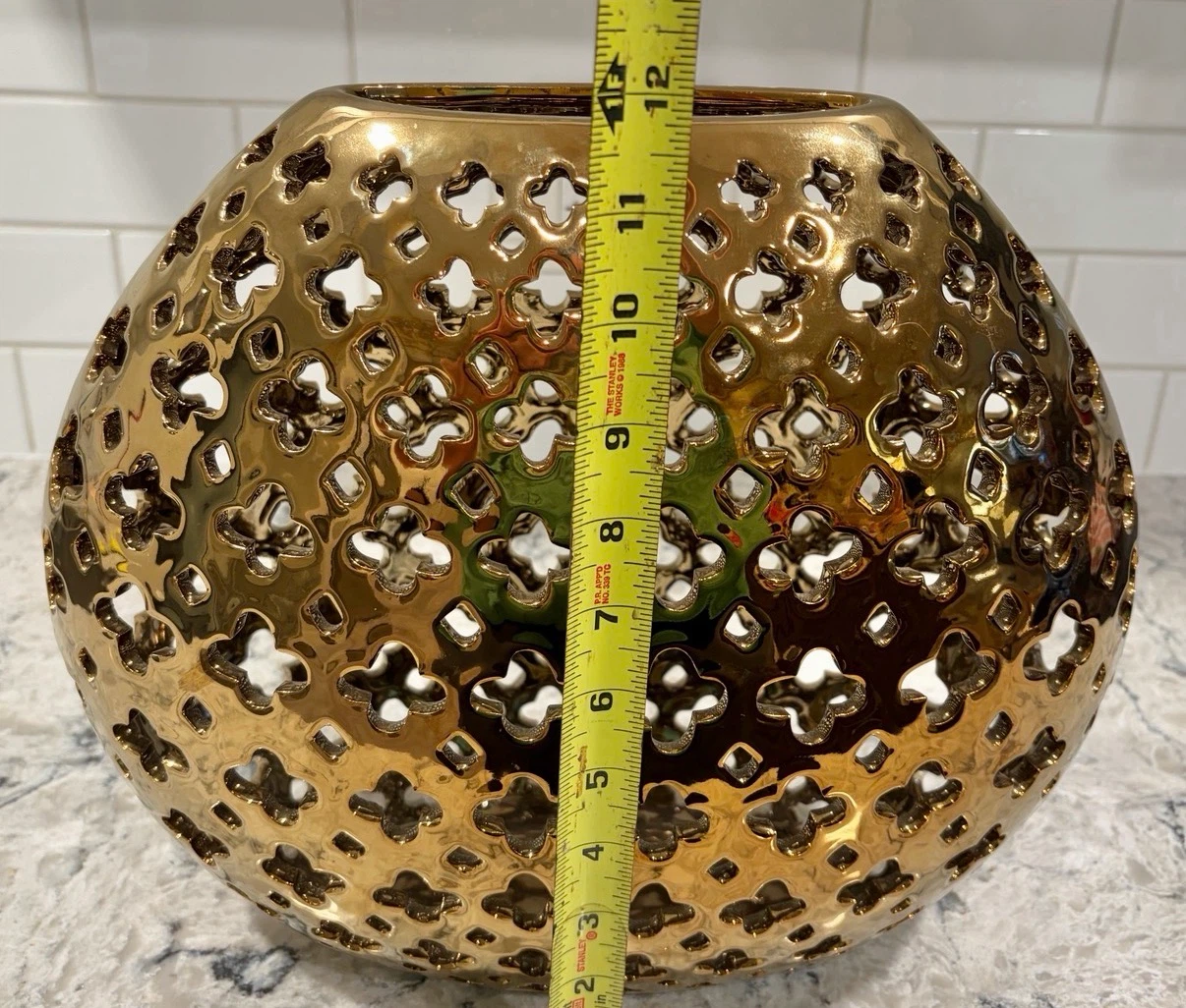 Large Gold Pierced Metal Lantern / Decorative Vase - photo 5