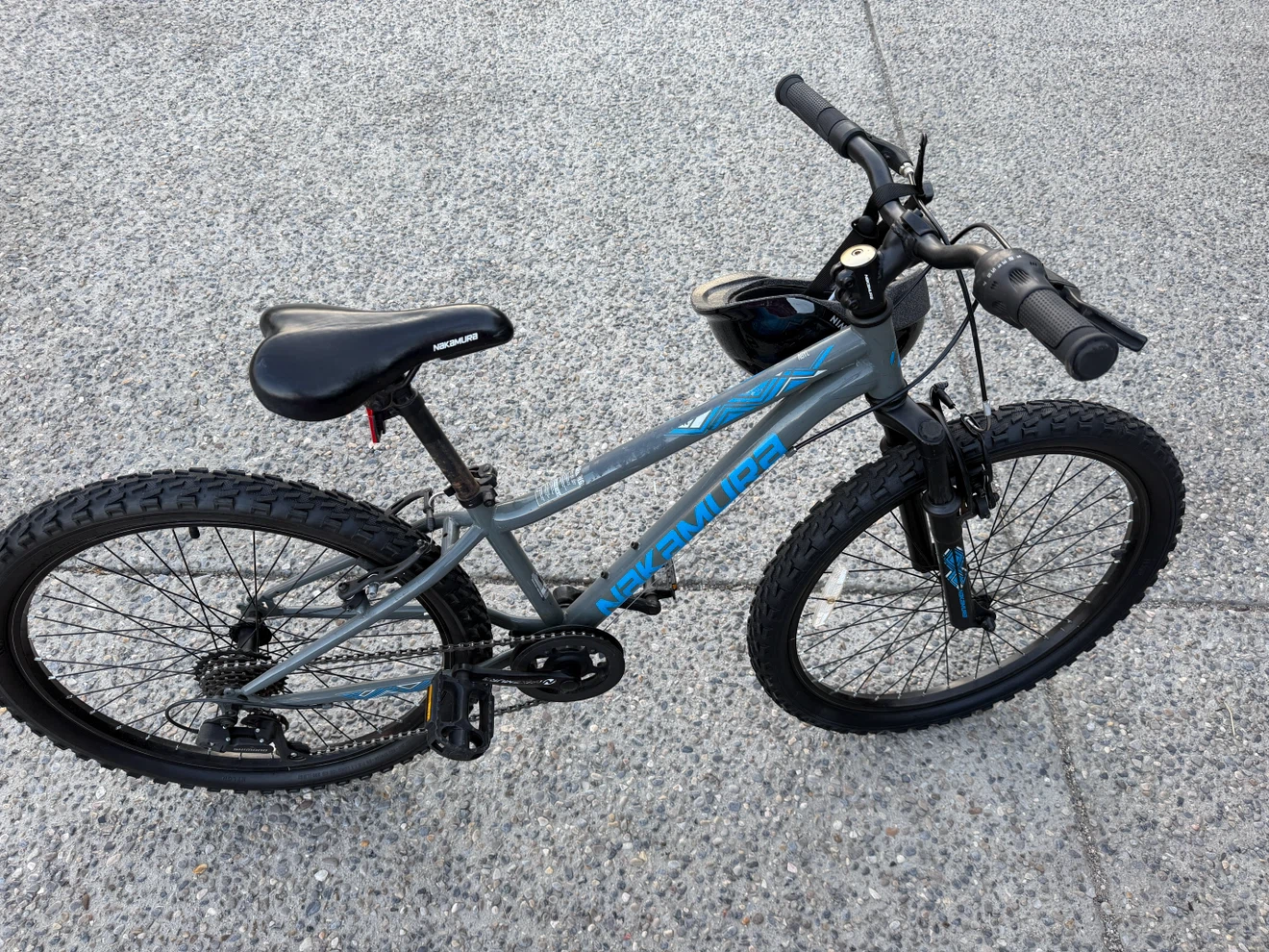 Schwinn Trailway Kids Bike with Helmet - photo 2