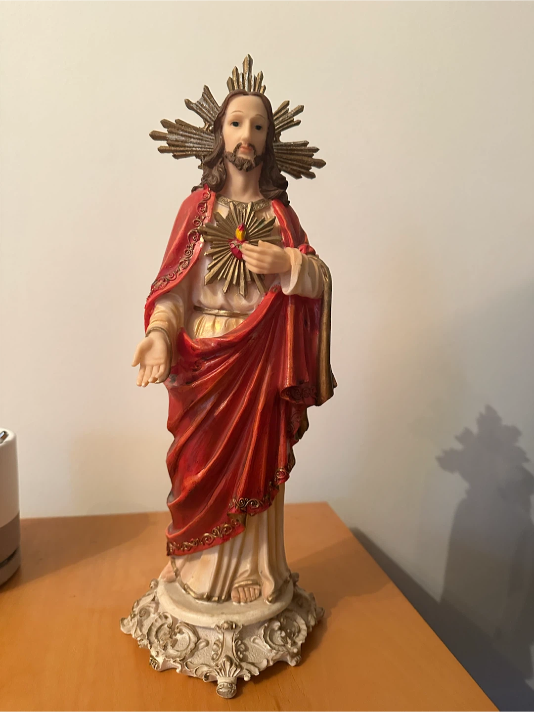 Sacred Heart of Jesus Statue