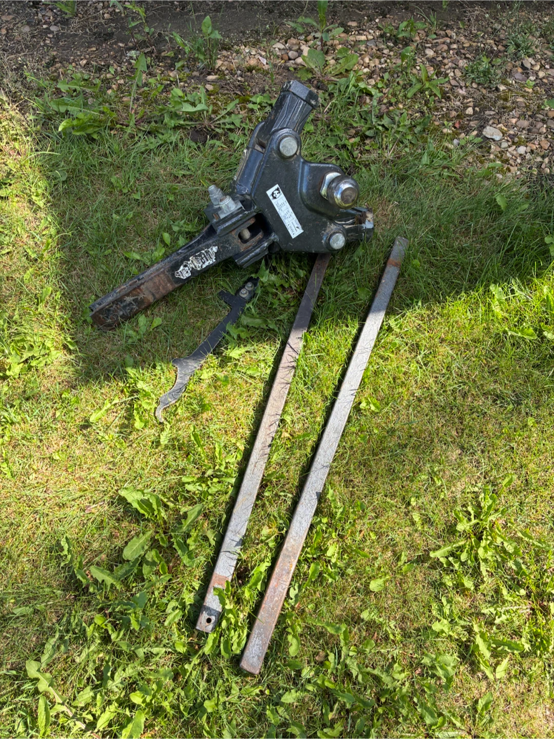 Weight Distributing Hitch - photo 2