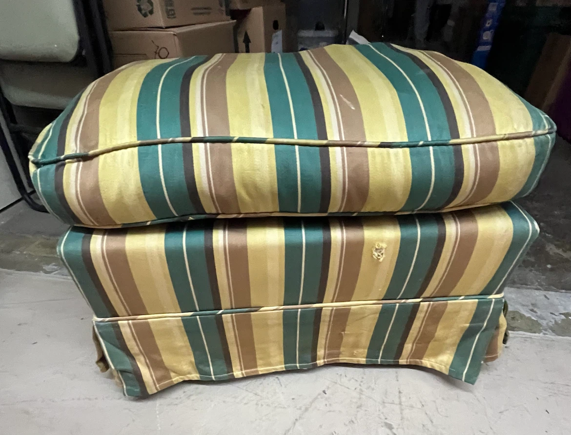 Striped Ottoman - photo 3