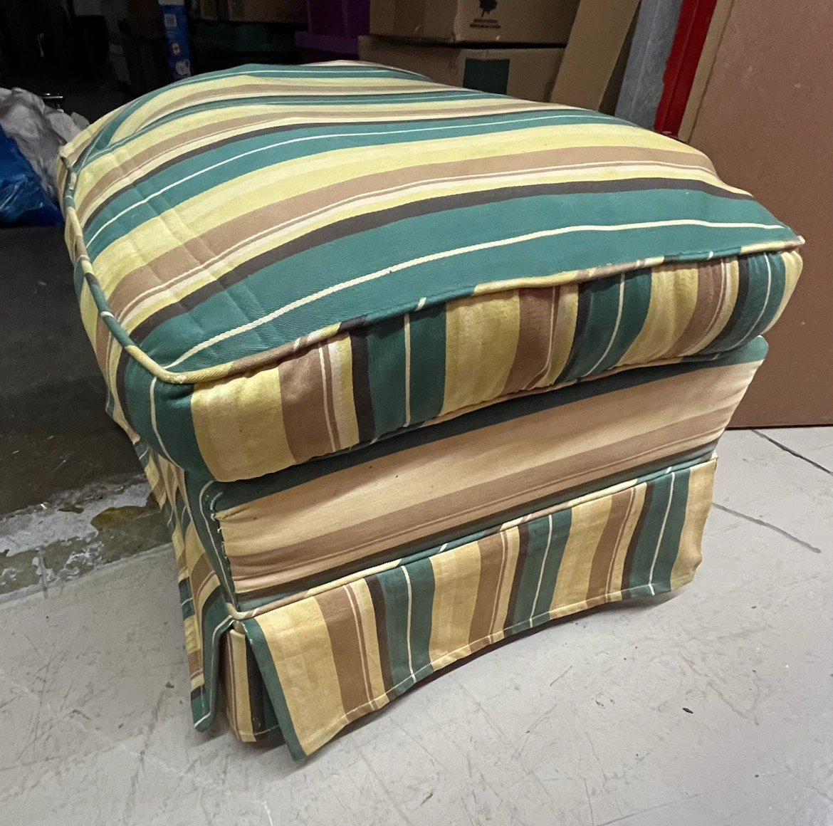 Striped Ottoman - photo 4