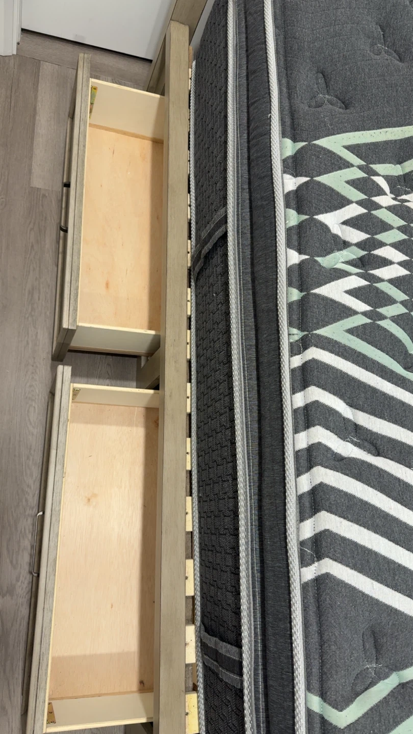 Beautyrest Black Mattress and Wooden Storage Platform Bed - photo 4