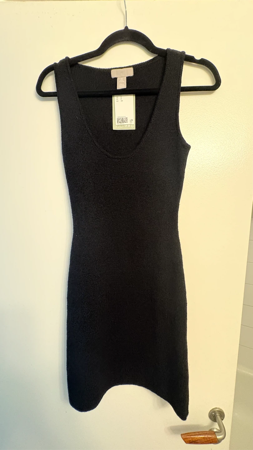 H&M Black Sleeveless Knit Dress