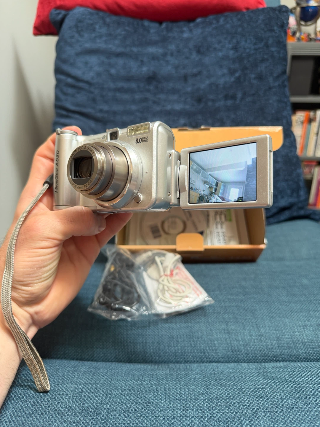 Canon PowerShot A630 Vintage Digicam - Original Box & Extras - photo 2
