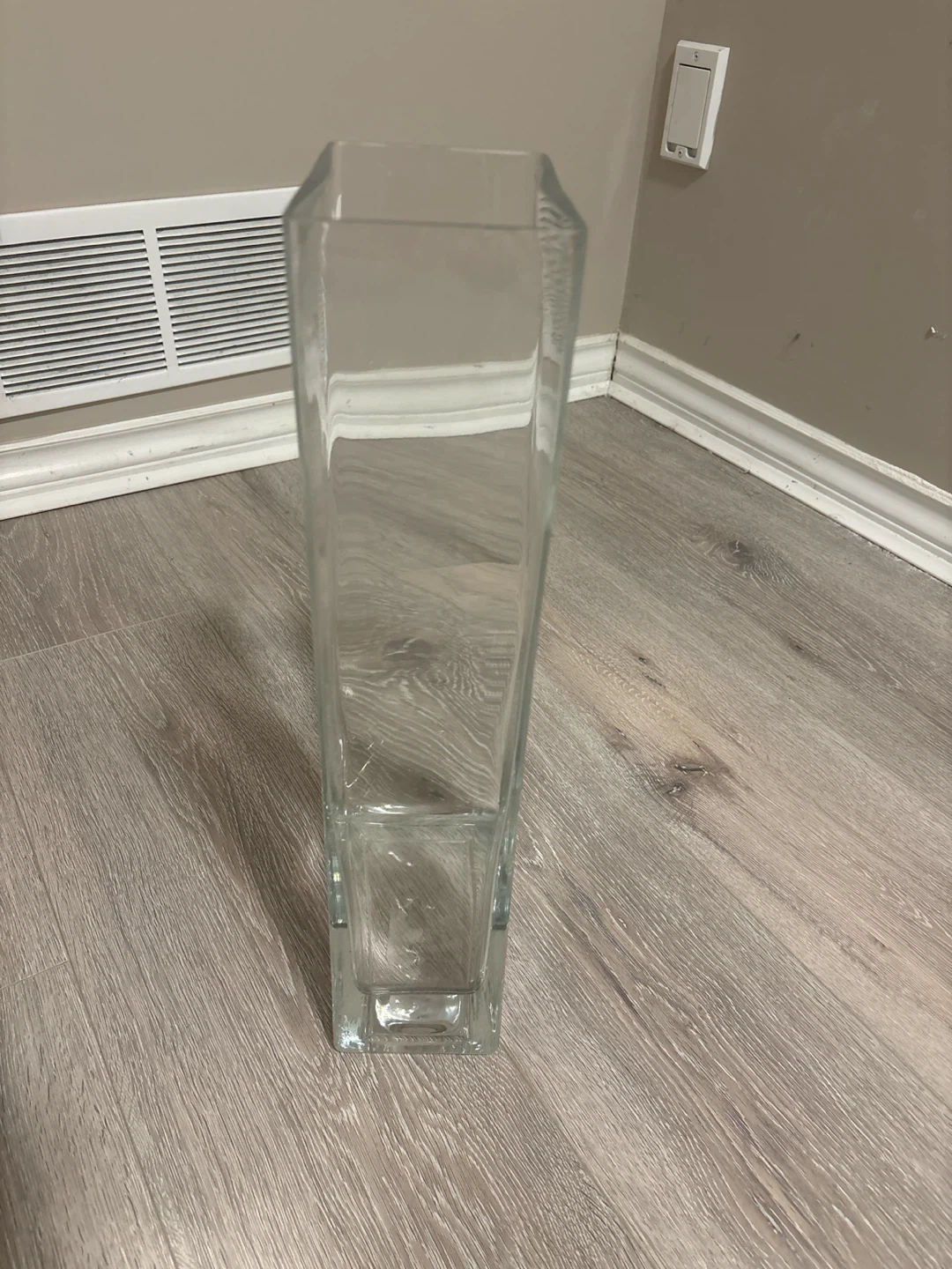 Clear Glass Tall Vase - photo 2