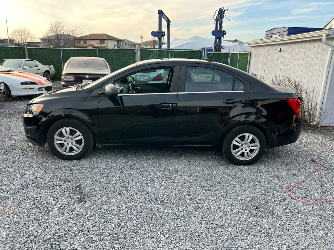 2012 Chevy sonic Runs beautiful Amazing on gas!