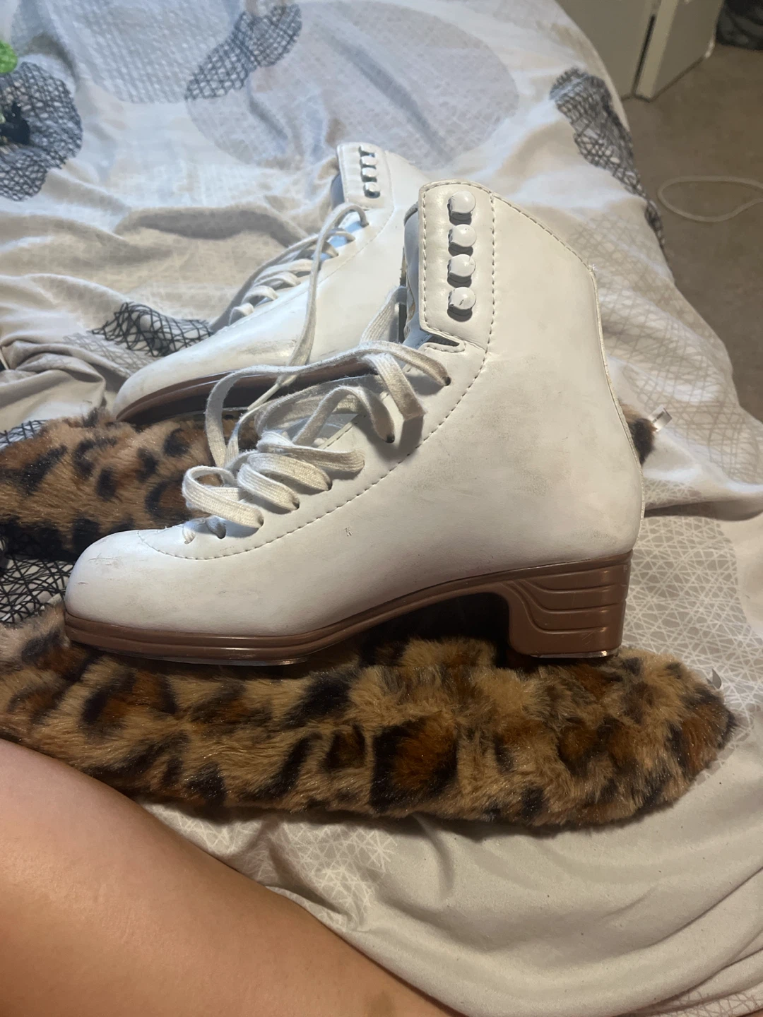 Jackson Artist Figure Skates