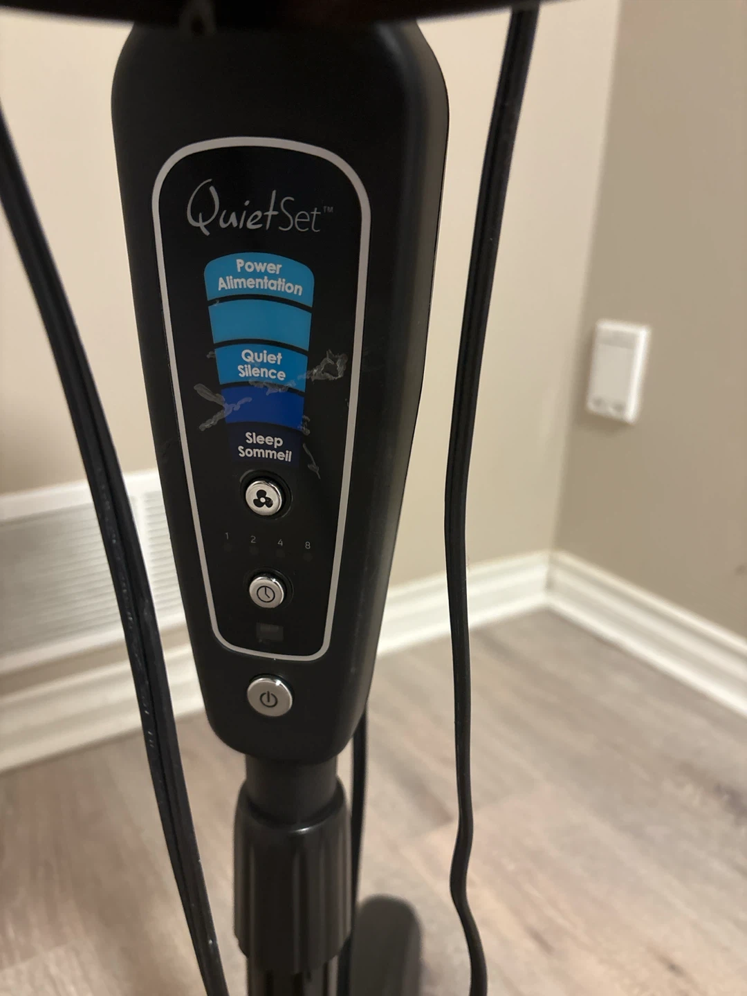 Honeywell QuietSet Pedestal Fan - photo 2