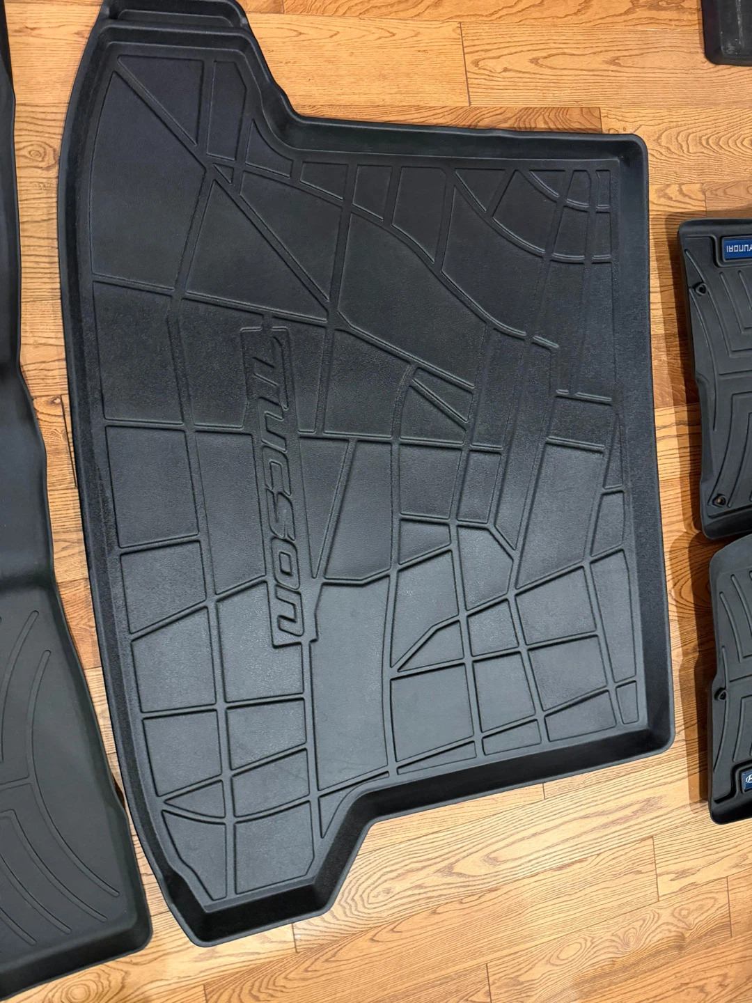 WeatherTech Floor Liners + Cargo Mat for Hyundai Tucson - photo 3