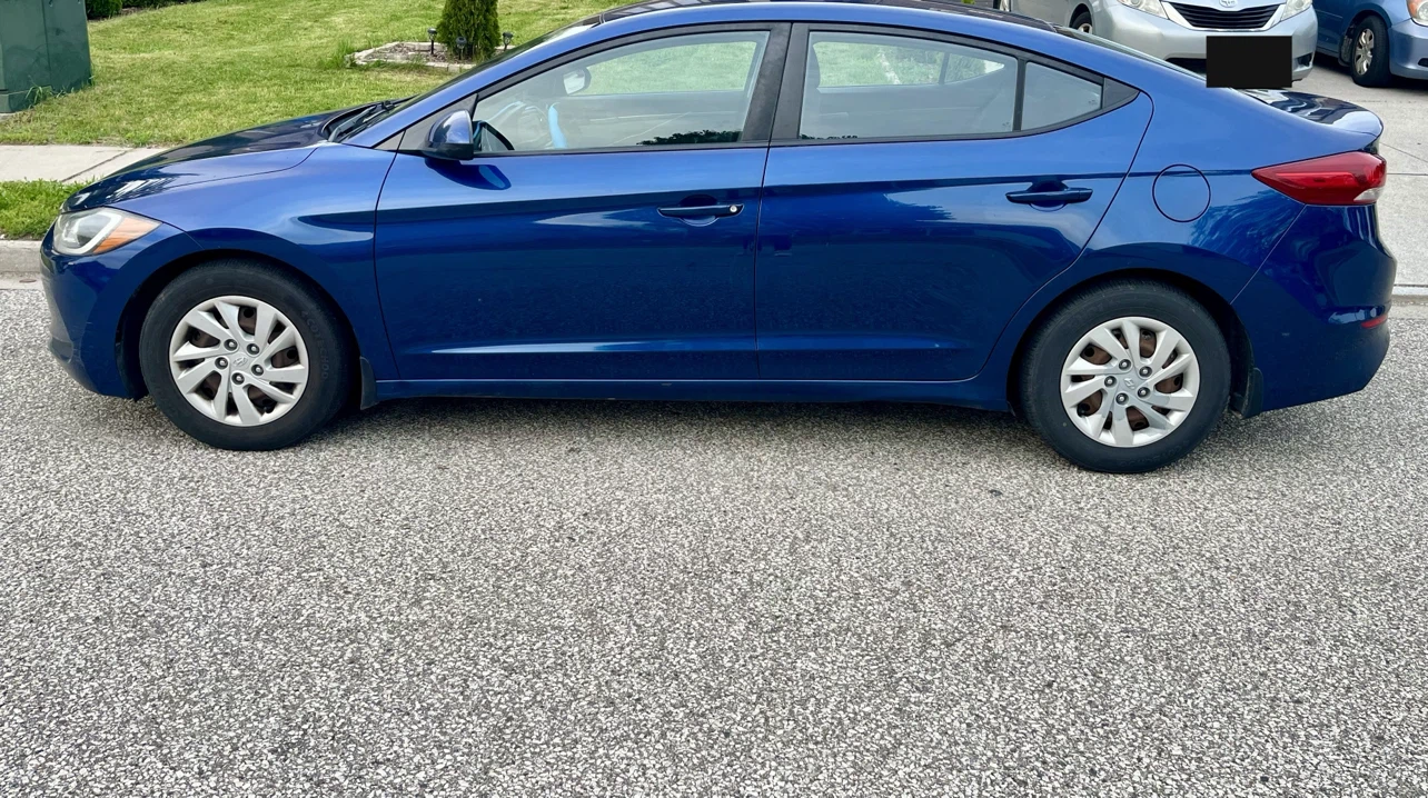 Hyundai Elantra 2017 LE (AS IS) - photo 3