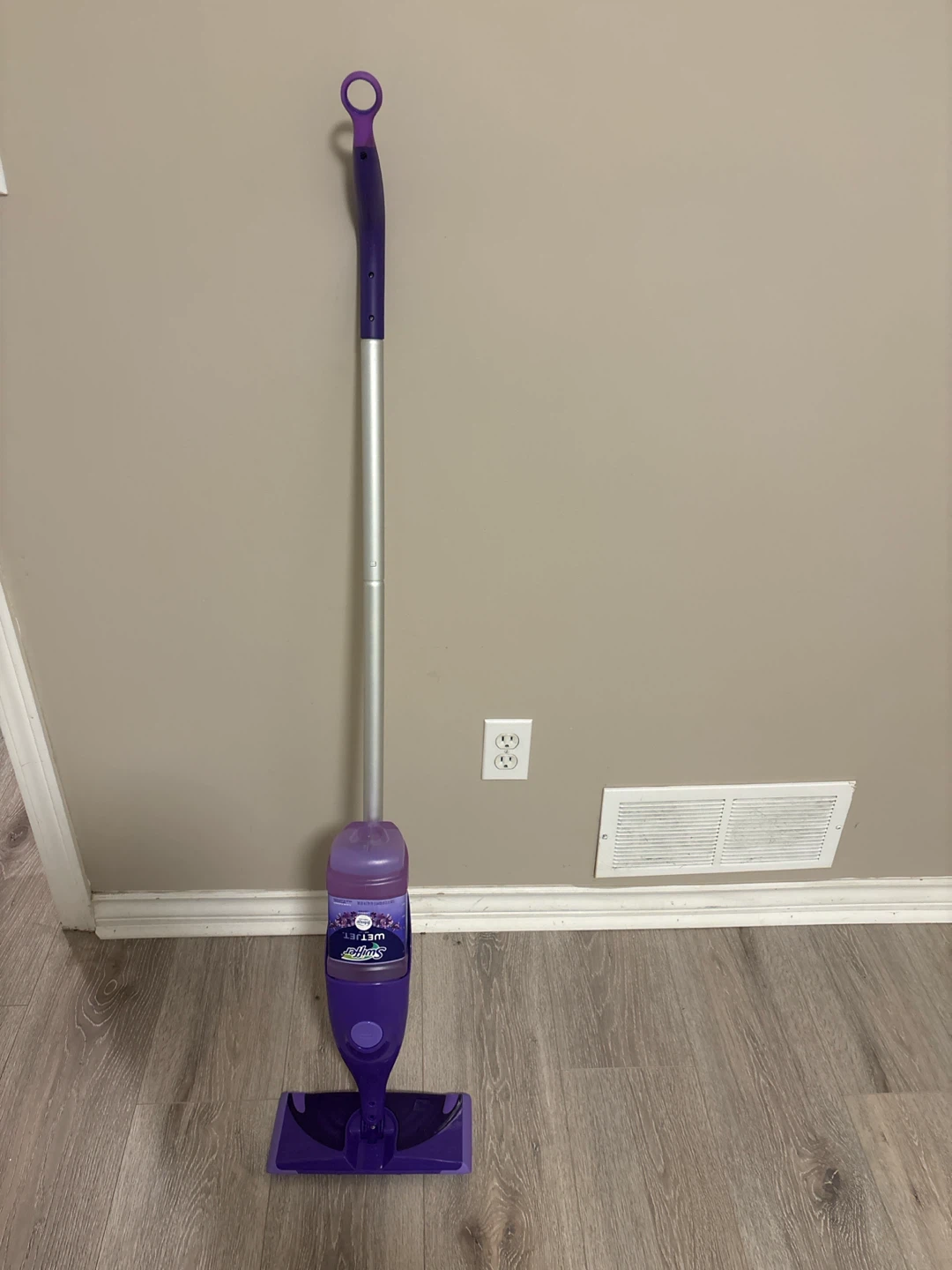 Swiffer WetJet Floor Cleaner Mop - photo 3