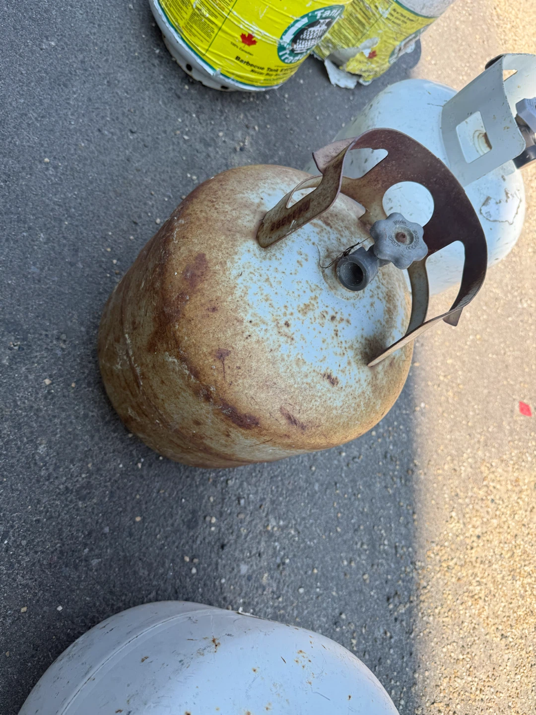 Propane Tanks - photo 5