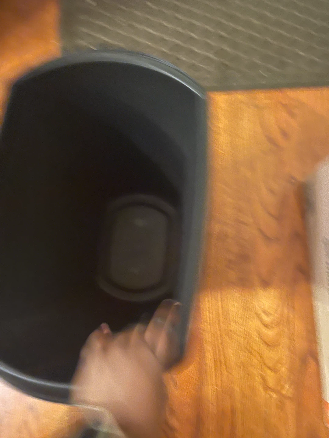 Trash bins - photo 5