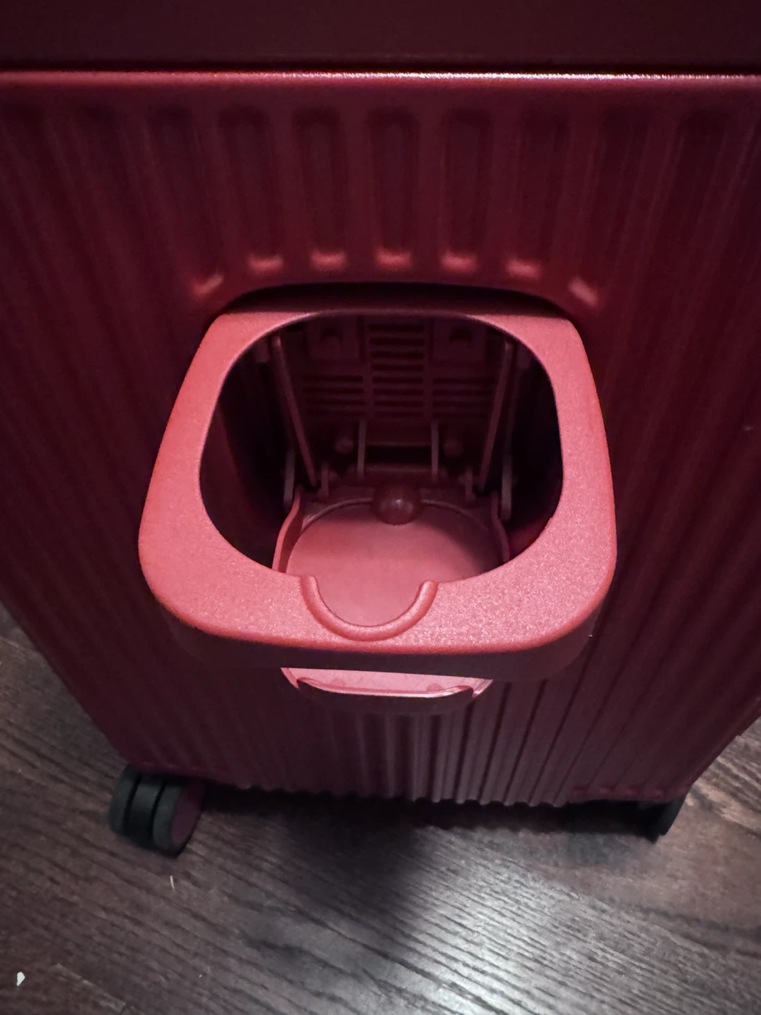 NOBL Red Hardside Carry-On Luggage - photo 4