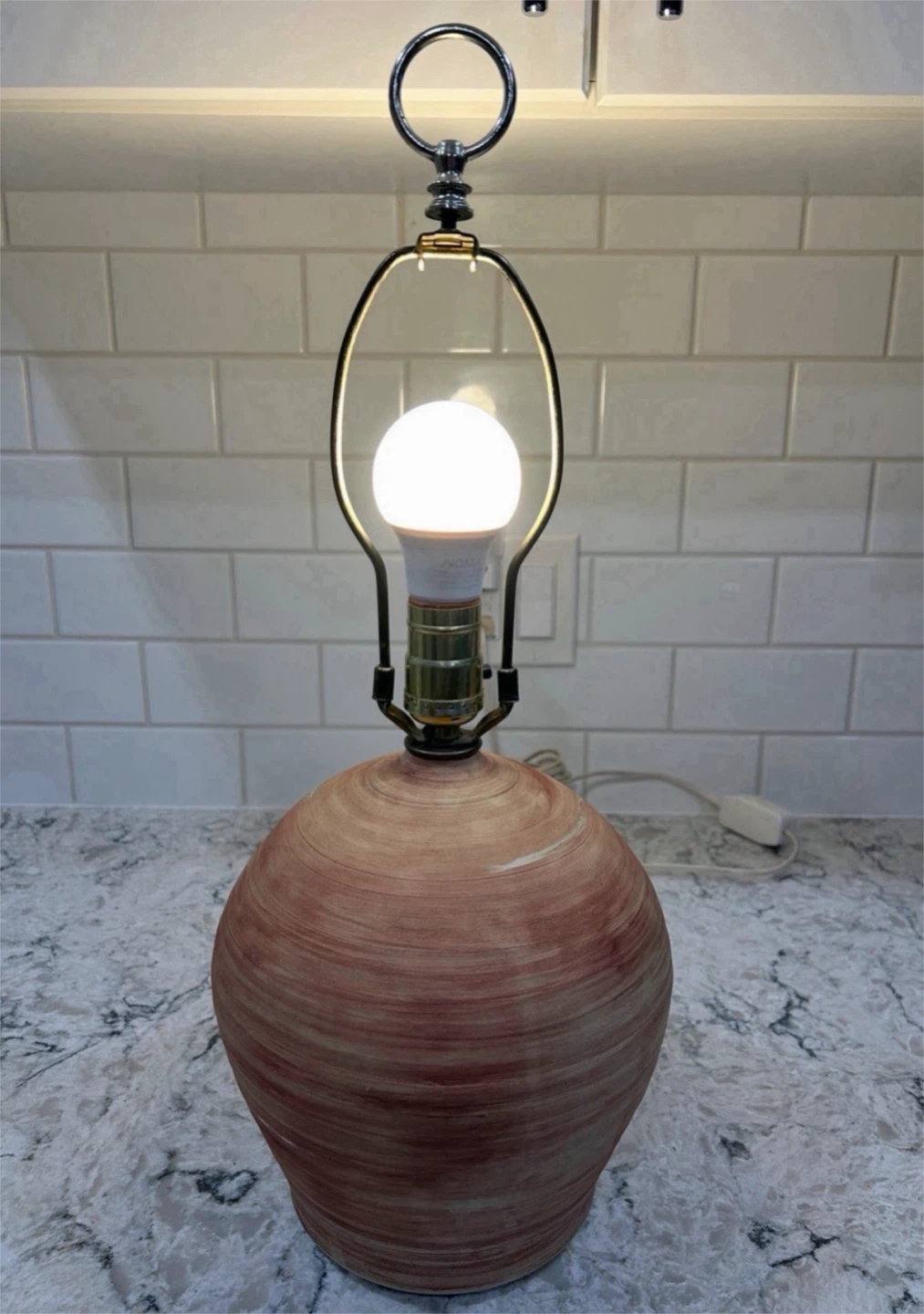 Vintage Ceramic Table Lamp – Woodgrain Glaze (Working No Shade) - photo 2