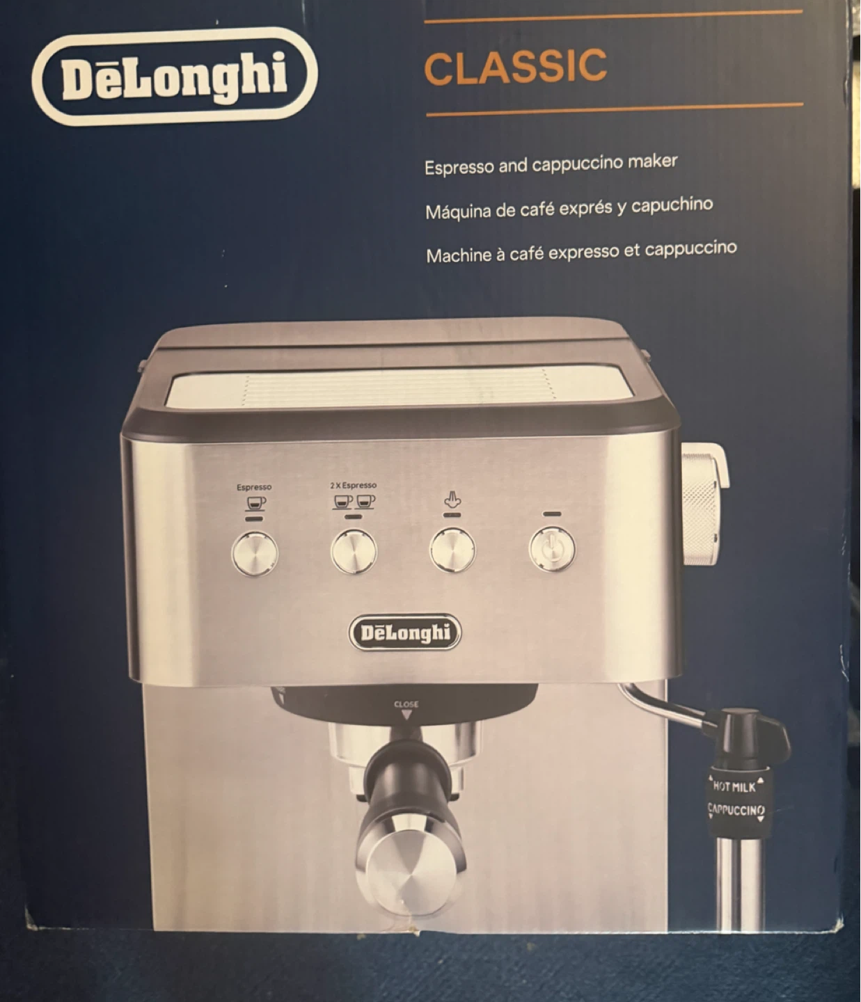 DeLonghi Classic Espresso and Cappuccino Maker - photo 2