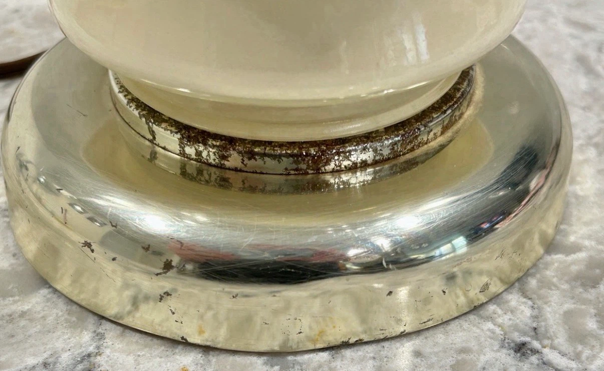 Vintage Cream Marbled Glass Table Lamp Base - photo 4