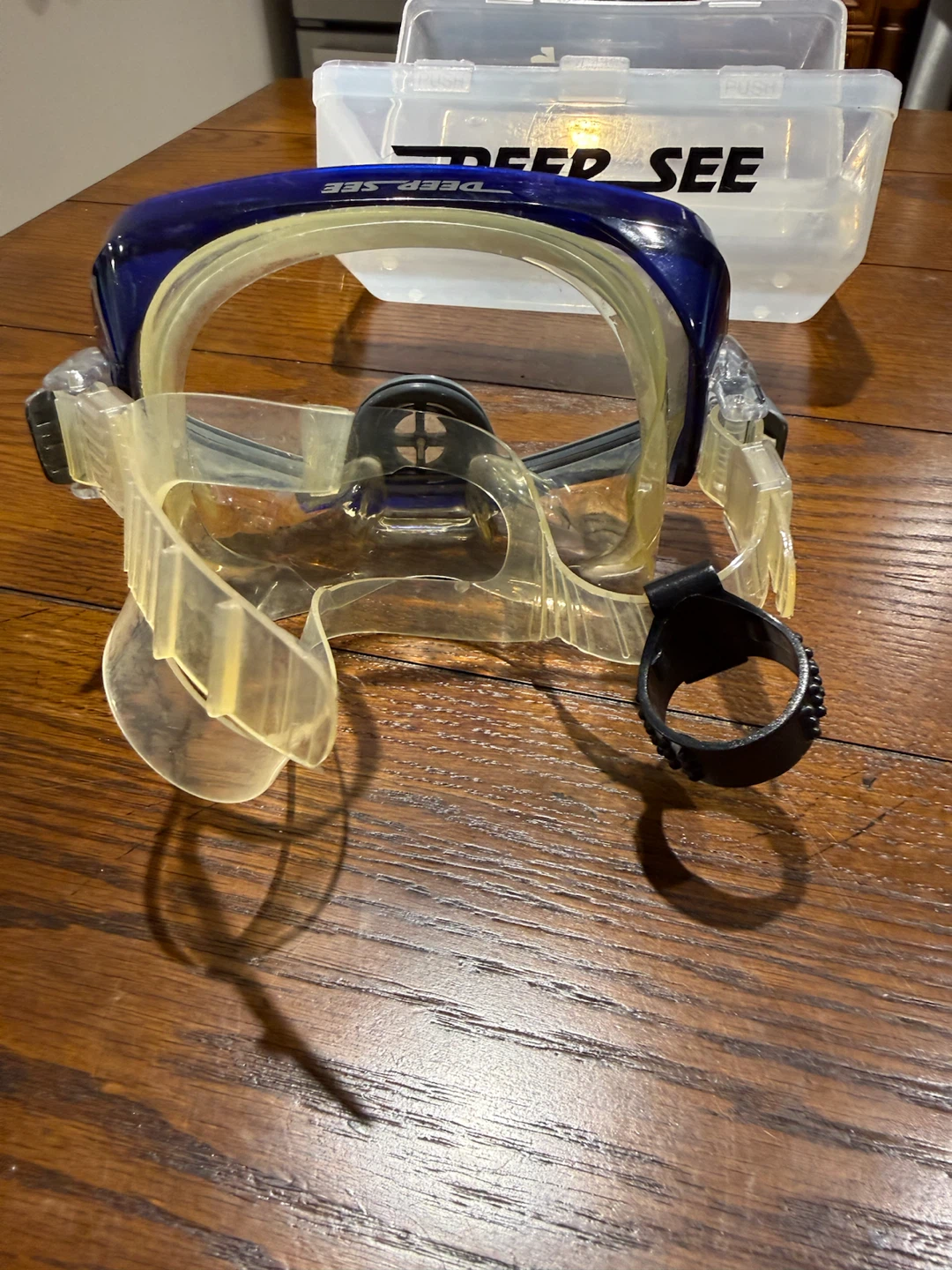 Deep See Scuba Diving Snorkeling Mask with Hard Case - photo 3