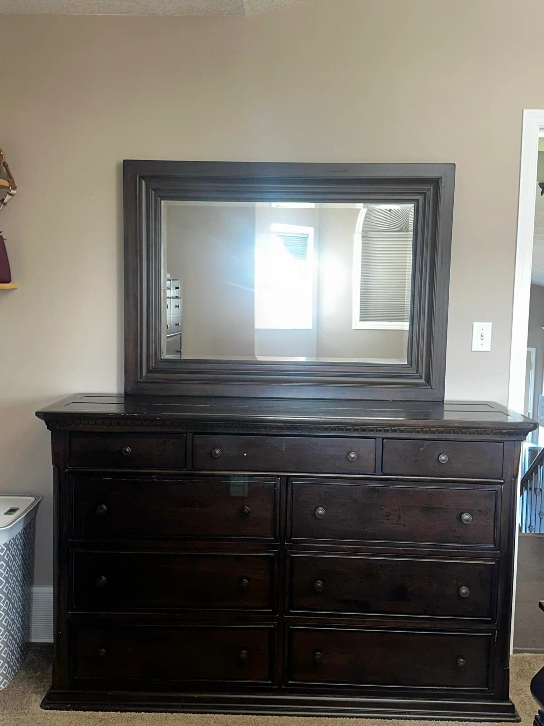 Dark Wood Bedroom Set - King Bed Frame, Dresser & Nightstand - photo 4