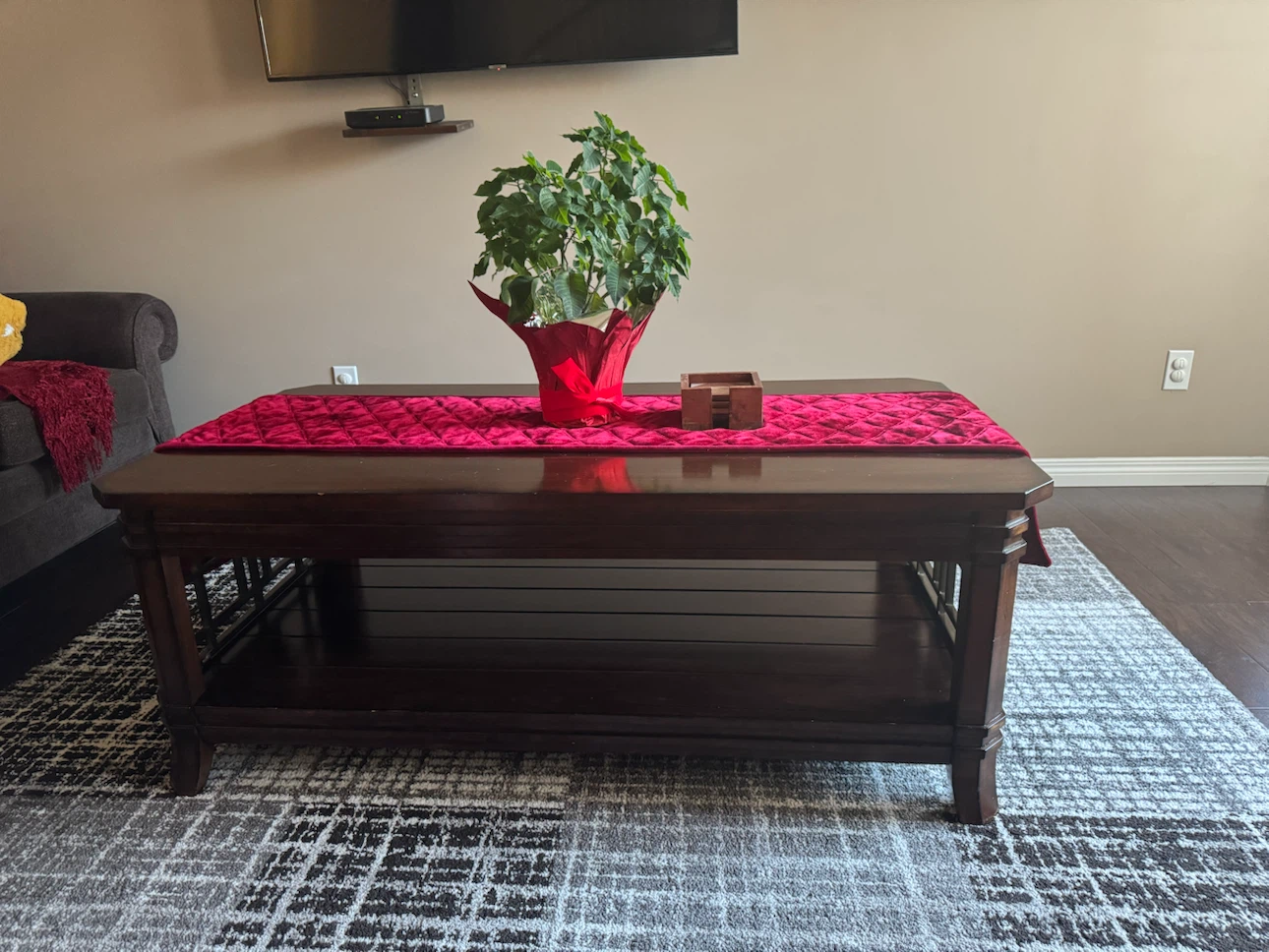 LazBoy Living Room Furniture Set - photo 5