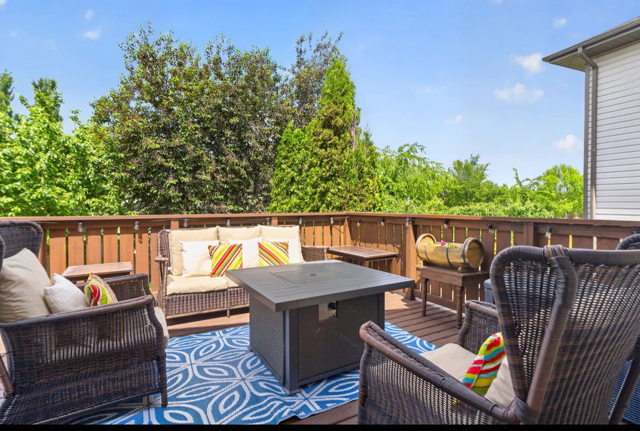 Outdoor Patio Furniture Set with Fire Table