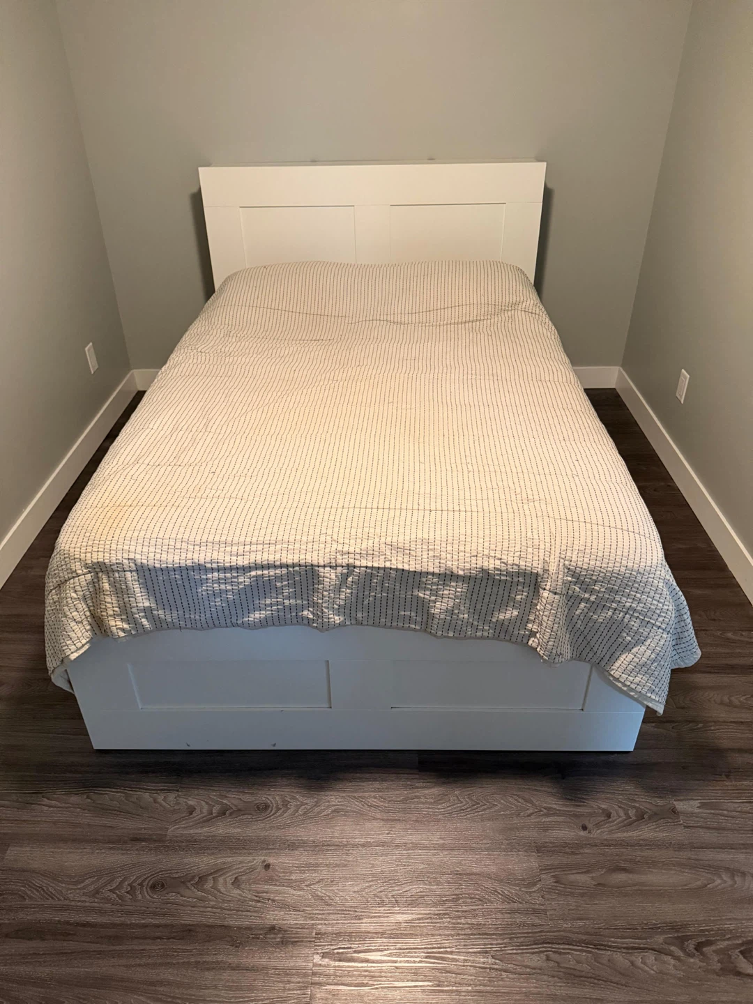 White Queen Storage Bed Frame - photo 5