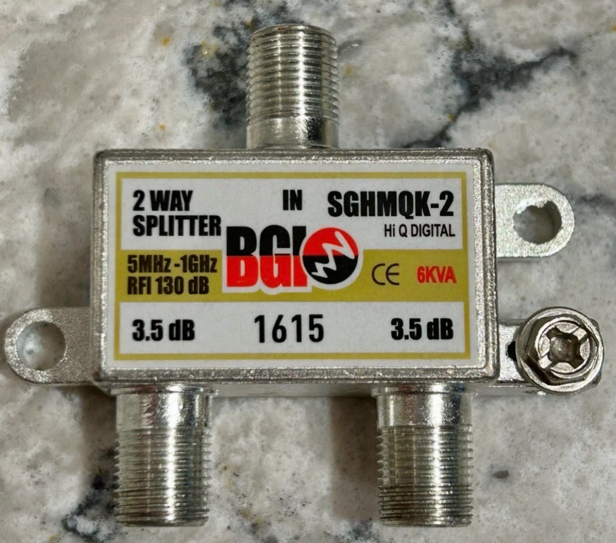 2-Way UHF-FM Coaxial Cable Splitters/Couplers ($3 ea/all for $5) - photo 4