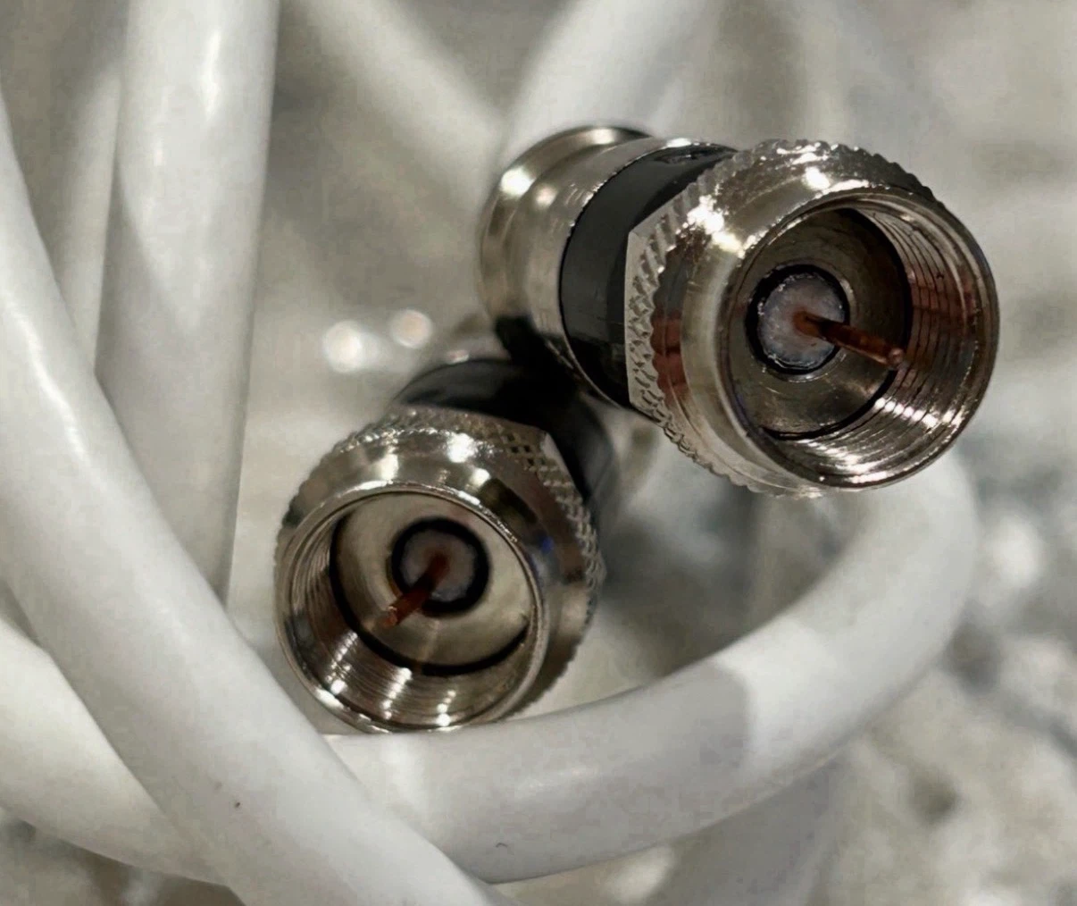 6ft White and Cream Coax Cable ($5 each) - photo 3
