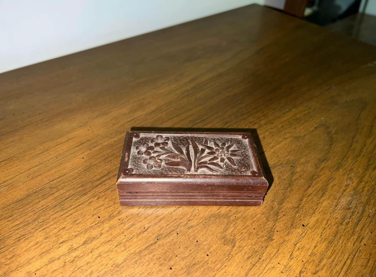 Small Vintage Wooden Trinket Box