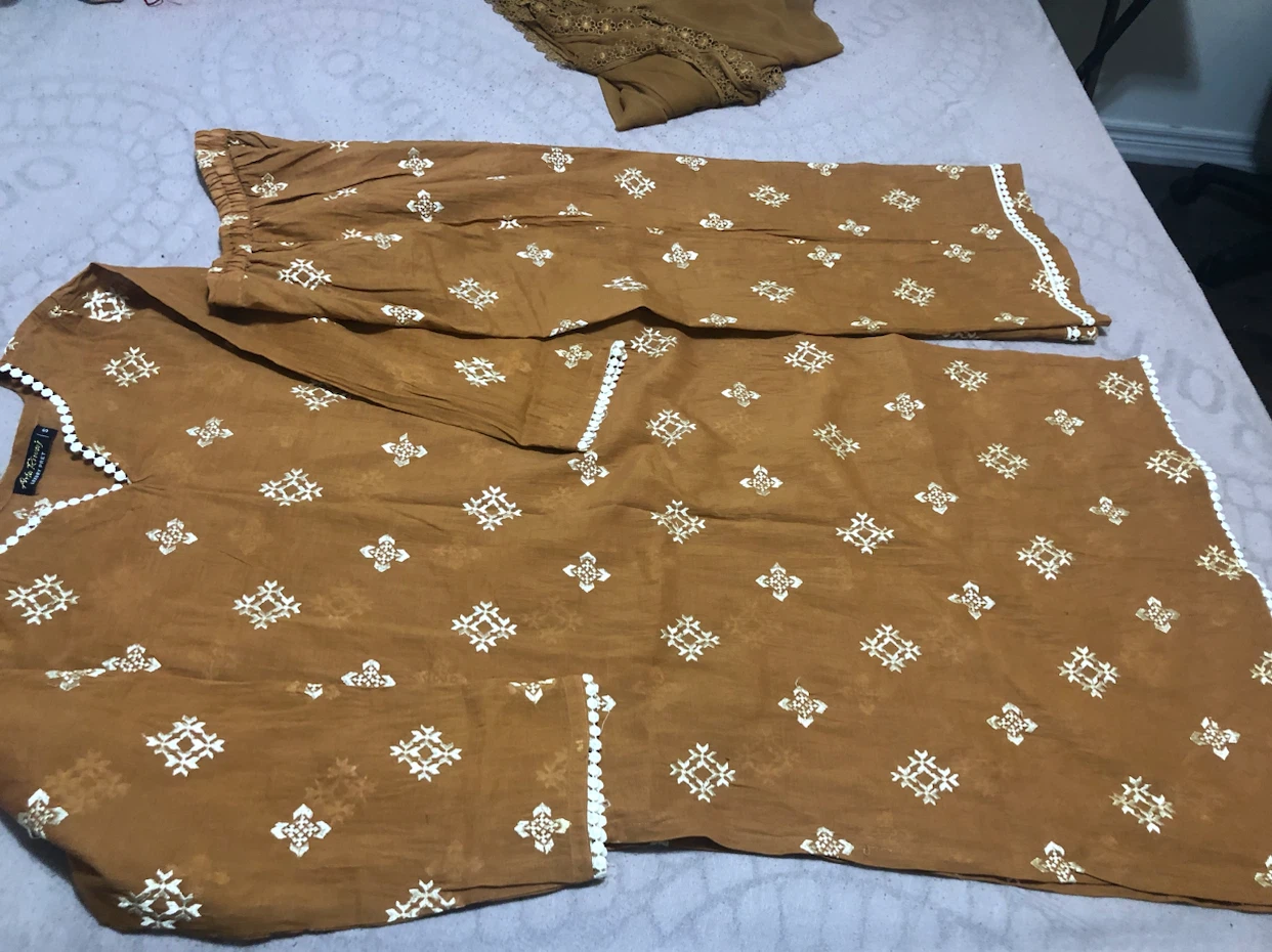Brown Kurti and Pants Set with Dupatta - photo 2