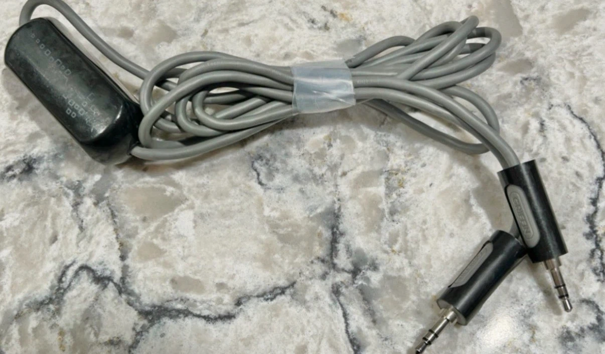 3.5mm Audio/Auxillary Cords ($5 each) - photo 4