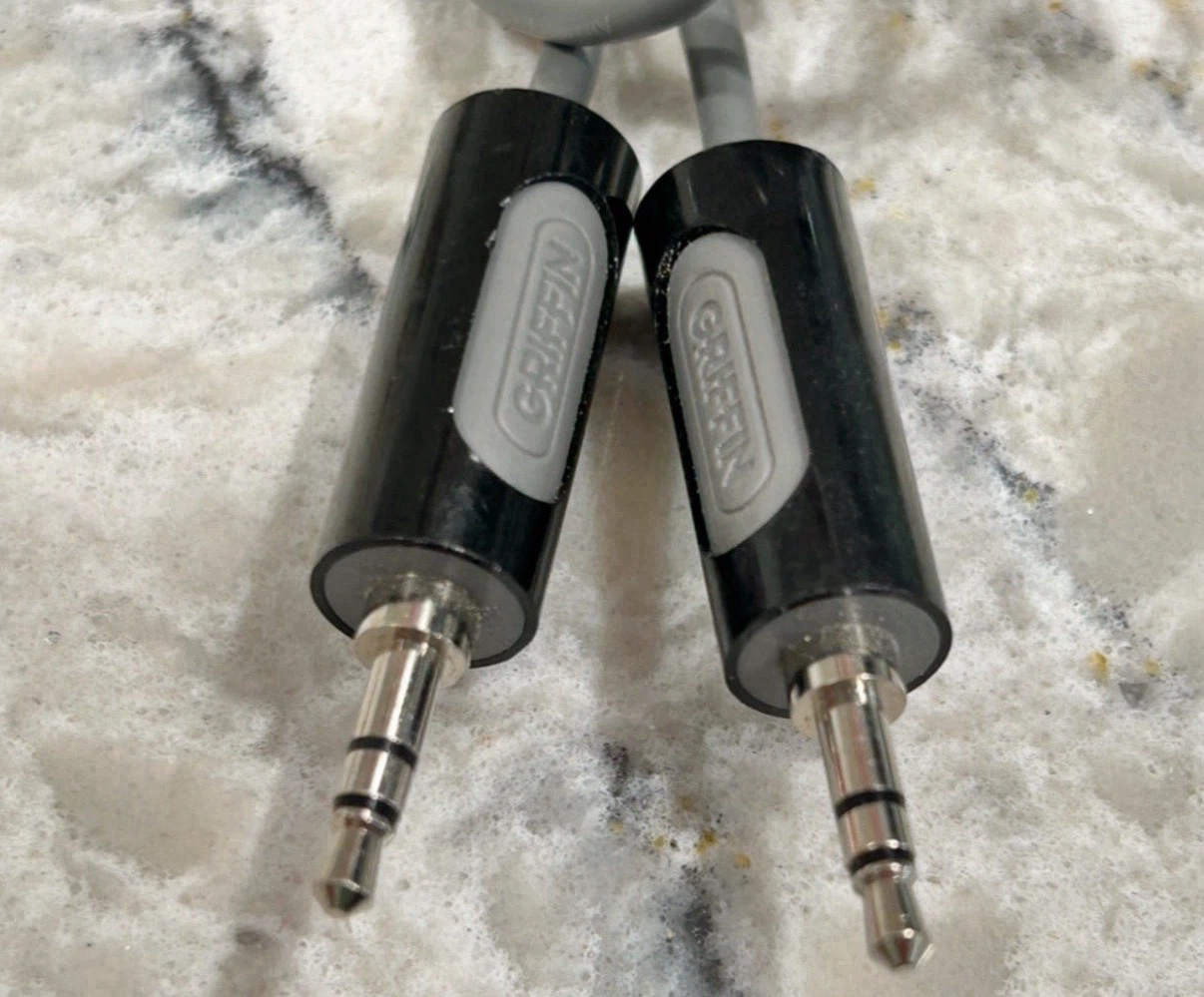 3.5mm Audio/Auxillary Cords ($5 each) - photo 5