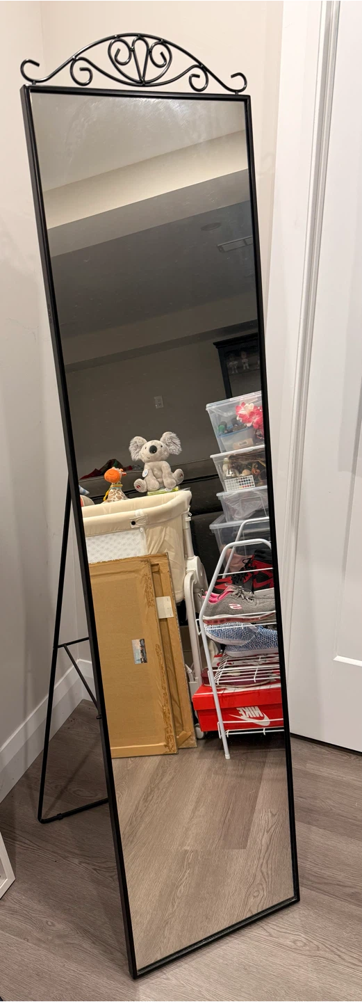 Full Length Standing Mirror with Ornate Top
