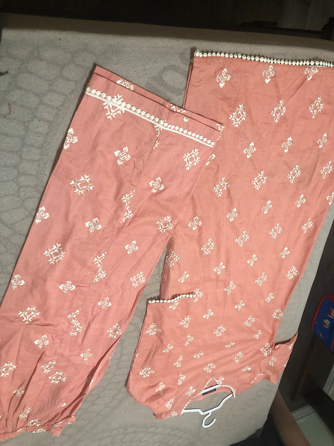 Pink Embroidered Kurti and Pants Set - photo 2