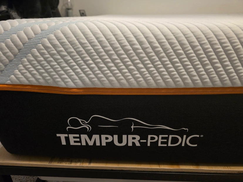 King Size TEMPUR-ProAdapt® Firm Mattress - photo 2