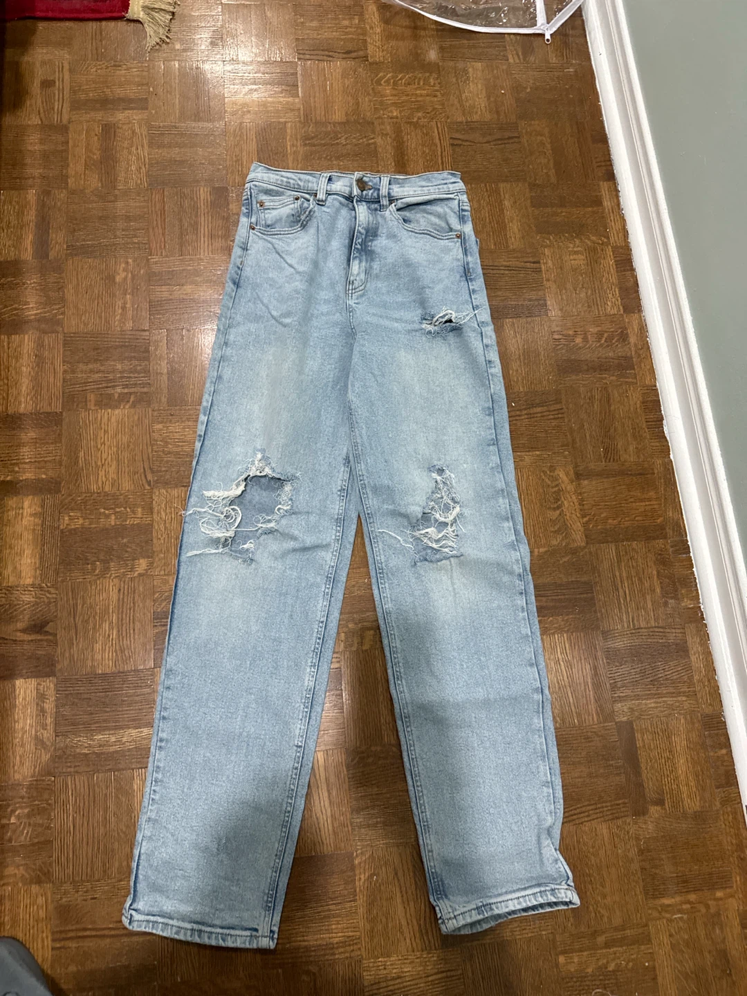 Ardene Baggy/Ample High Rise Ripped Jeans - photo 2