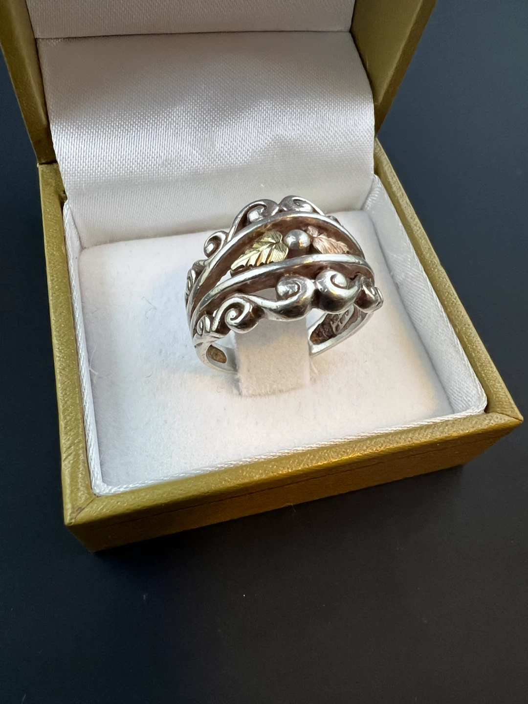 Vintage Black Hills Gold And Sterling Silver Ring