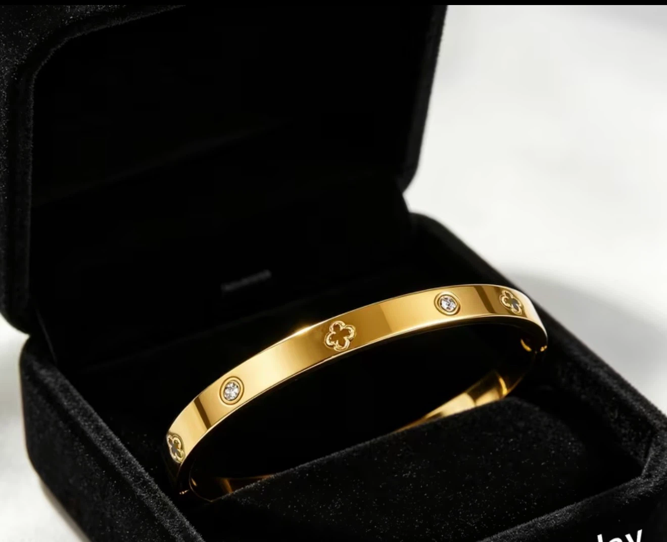 18K Plated Gold Tone Bangle Bracelet with Clover Detail - photo 2