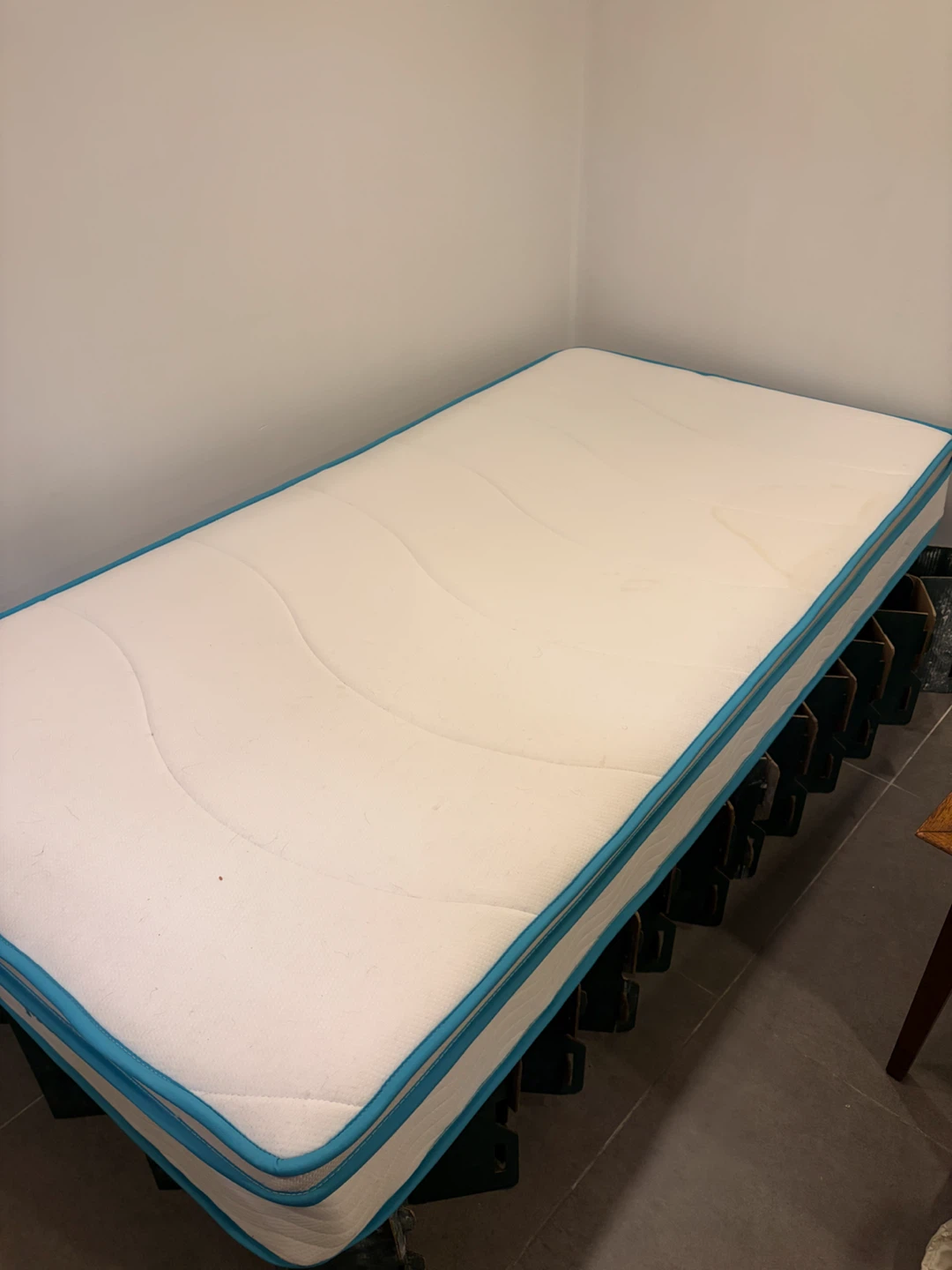 8" Memory Foam Hybrid Mattress - Twin size - photo 2