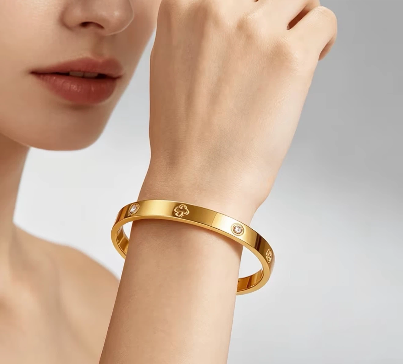 18K Plated Gold-tone Bangle with Clover Charms and Crystals - photo 2