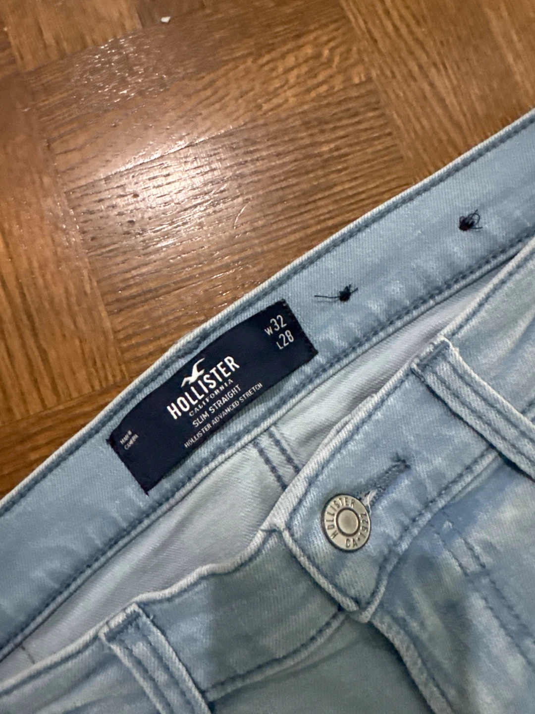 Hollister Slim Straight Jeans - Light Wash W32 L28 - photo 2