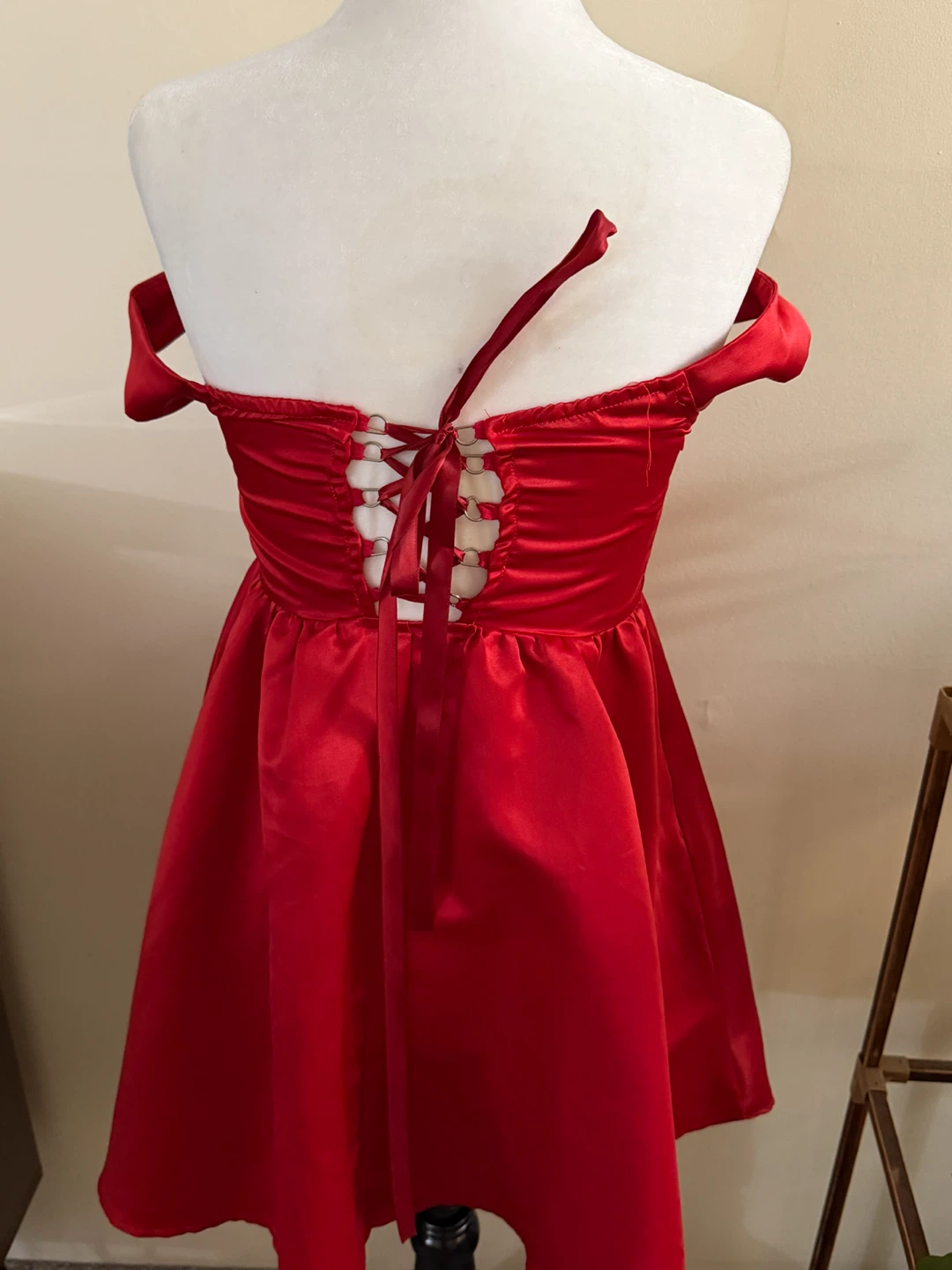 SHEIN Red Off-the-Shoulder Satin Dress XS - photo 2