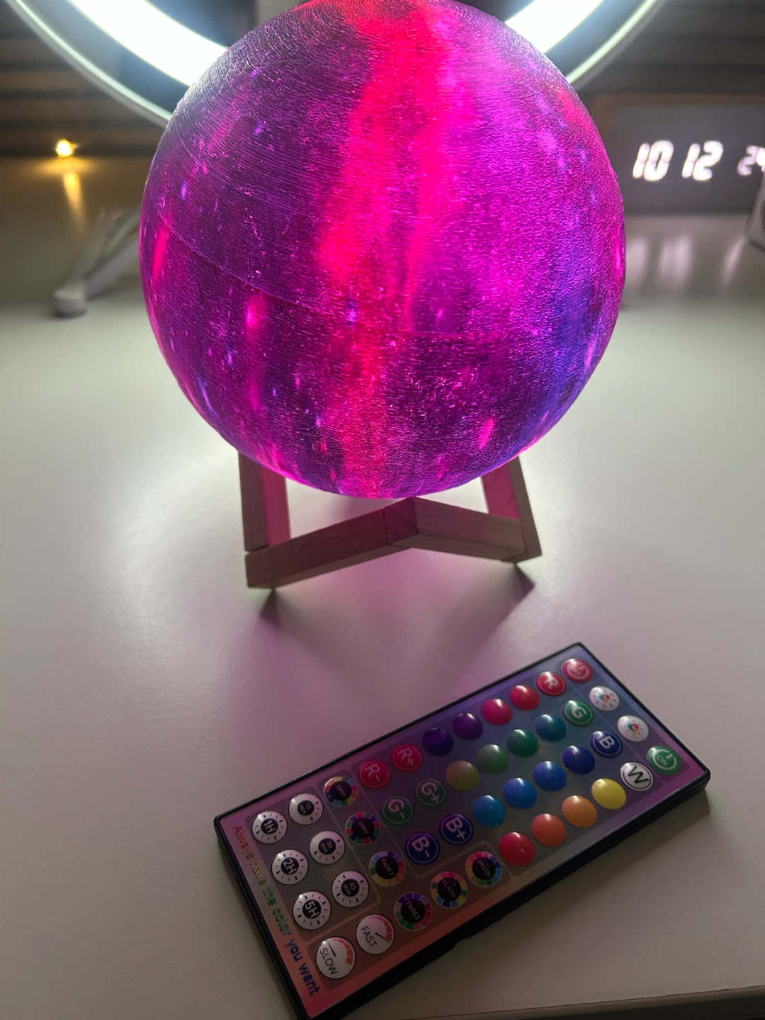 LED planet decor - photo 2