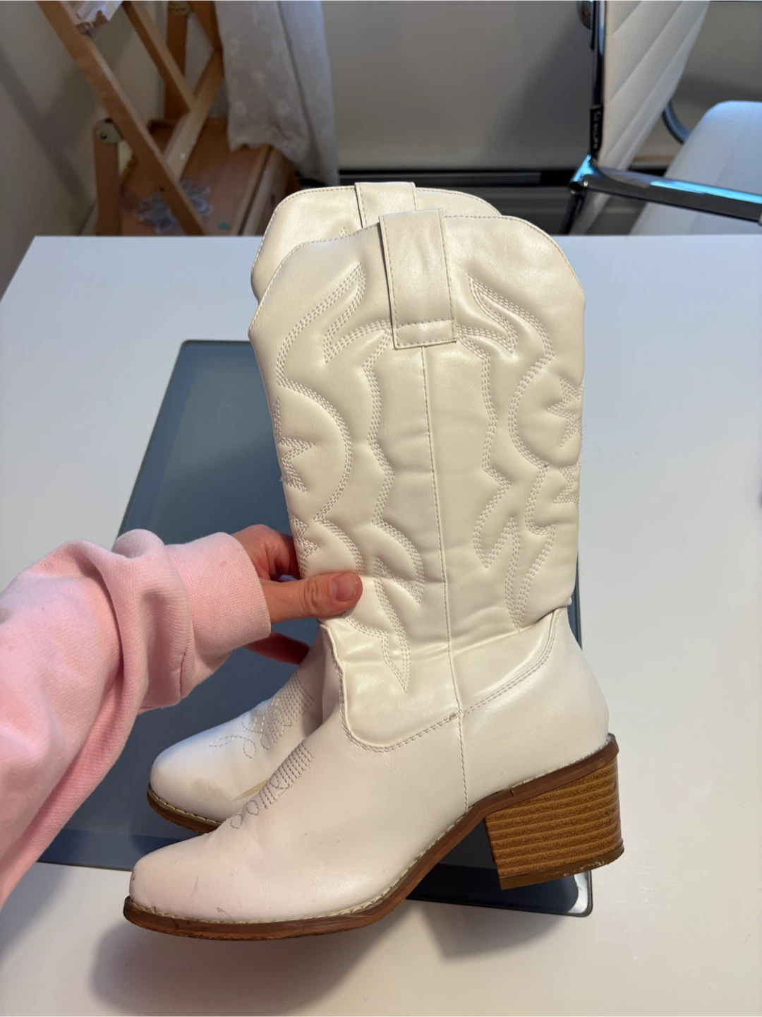 Cowboy boots size 7
